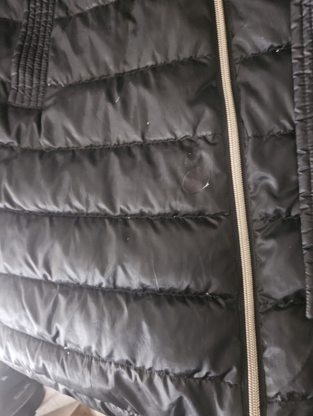 Lightweight Down/Feather Filled Micheal Kors Oversized Black Puffer Long Jacket. - Picture 4 of 16